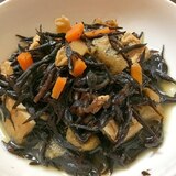 ひじきと油揚げの煮物